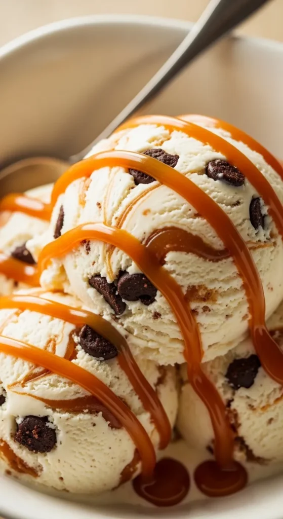 Caramel Cookies and Cream Swirl